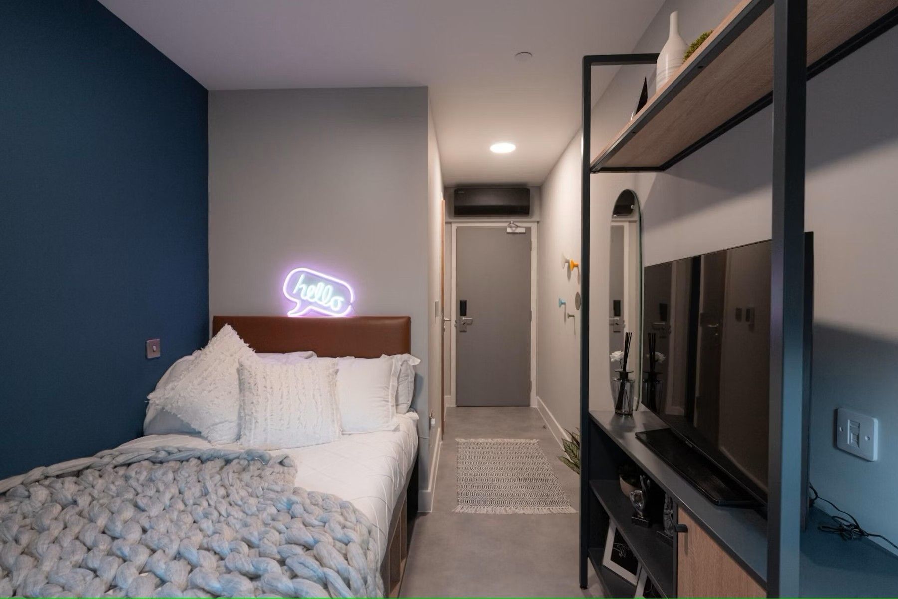 2 Bed Mezzanine - room